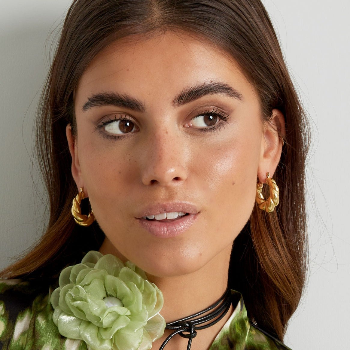 Gedraaide croissant oorbellen