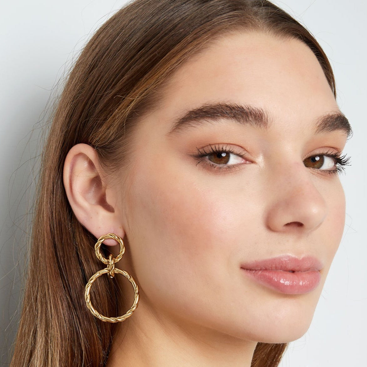 Dubbele ring gedraaide oorbellen