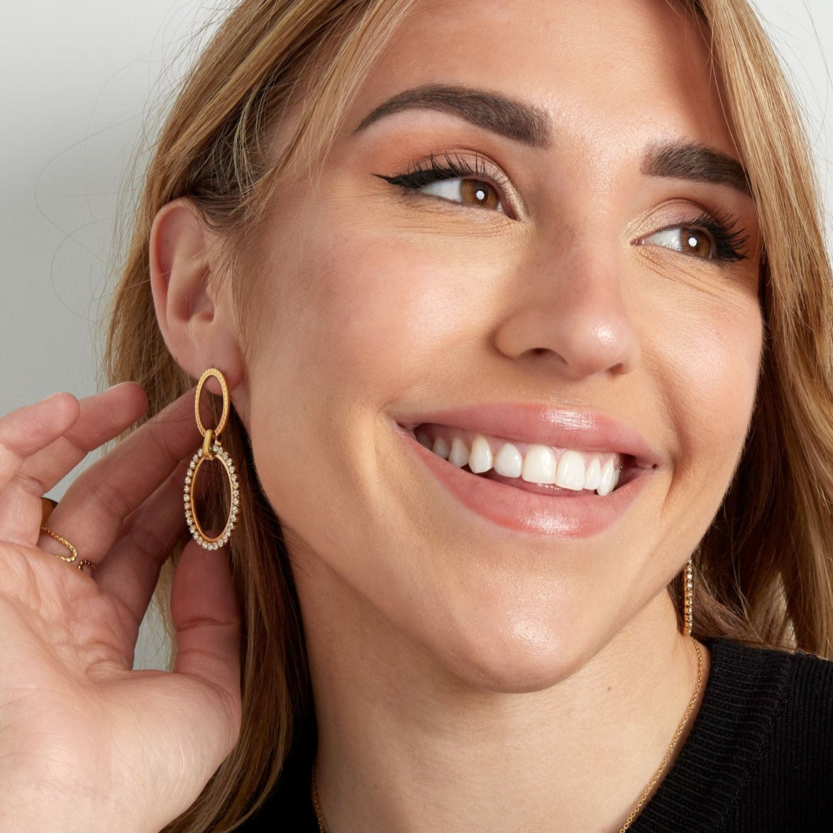 Dubbele ovale oorbellen met steentjes